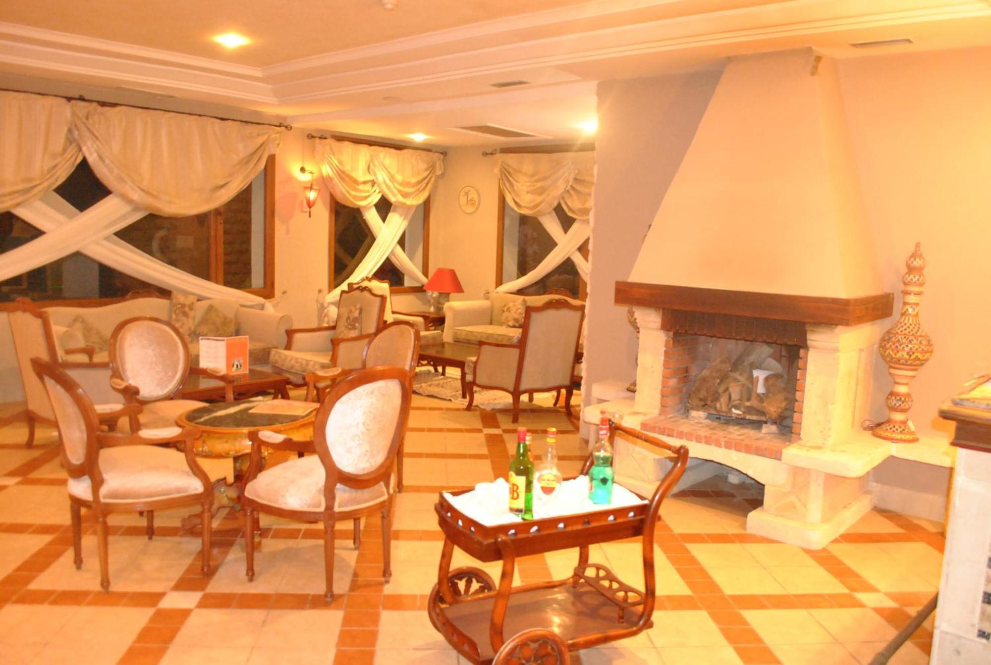 Hotel De Charme Et Spa Dar El Bhar Mezraia Luaran gambar